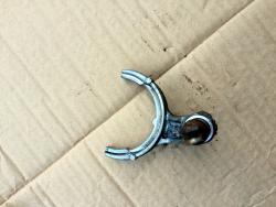 Vilka pereklyucheniya perednego mosta Mitsubishi L200 05-12 (Mitsubishi L 200), MN168951