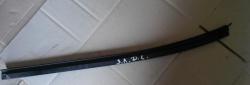 Molding stekla dveri zadney pravoy Mitsubishi L200 05-12 (Mitsubishi L 200), MN182277