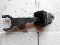 Vilka scepleniya Mitsubishi L200 05-12 (Mitsubishi L 200), MR980830