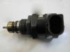 Regulyator davleniya topliva Volvo XC90 03- (Volyvo Volyvo iks ce 90), 30637413
